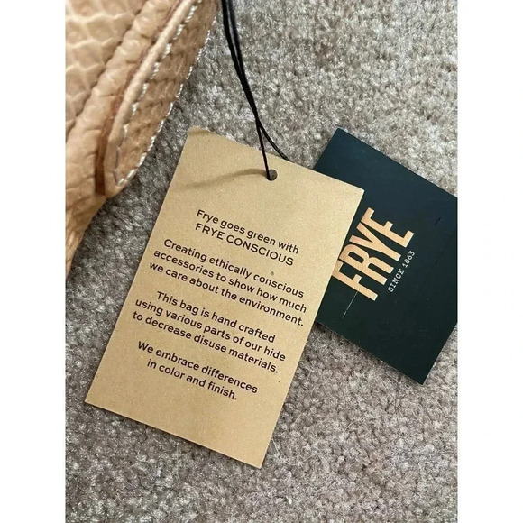 Frye Floral Snake-Textured Crossbody Bag One Size Natural Color Leather NWT - Picture 9 of 9